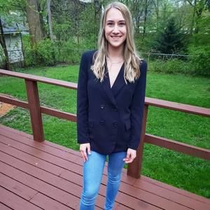 Meet your Posher, Lauren